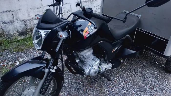 Vendo: Moto CG 160 start 2021 triciclo carga fusco moto segura baú