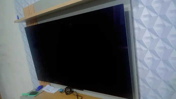 Tv LG C2 OLED (problema de Burn in)liga por um tempo depois não liga mais.