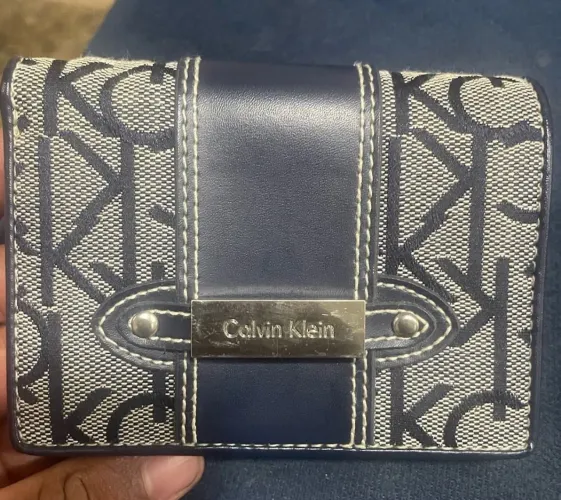 Carteira feminina Calvin Klein vintage super nova