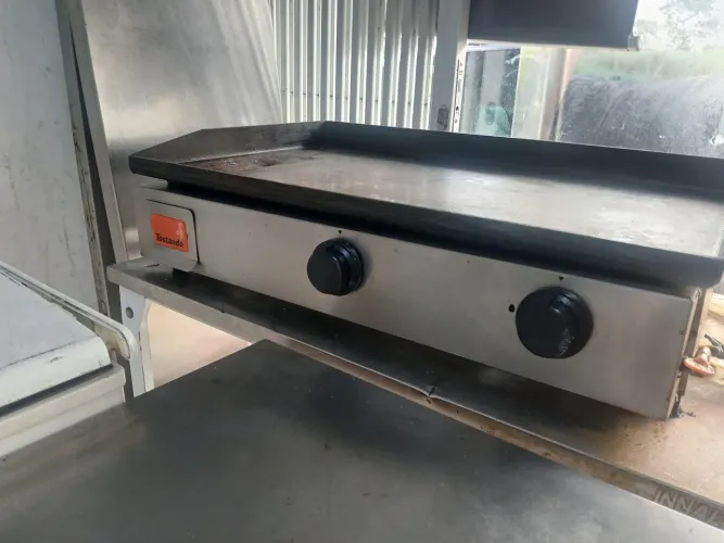 CHAPA A GAS 800X500MM C/ ESPESSURA DE 6,35MM, <br><br>COMPACT 