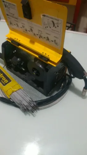 Máquina de solda