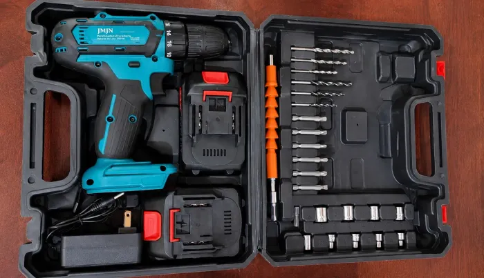 PARAFUSADEIRA/FURADEIRA SEM FIO - KIT COMPLETO COM BROCAS!