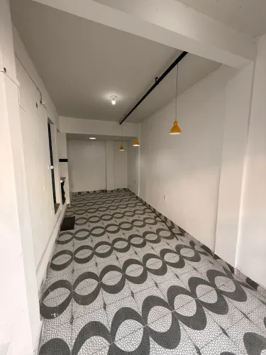Alugo ponto comercial c/ luz