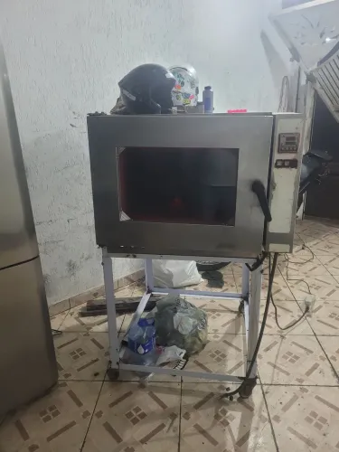Forno e modeladora