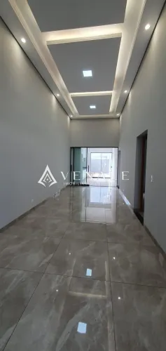 Casa à venda em Maringá, Jardim Canadá, com 3 quartos, com 122.6 m²
