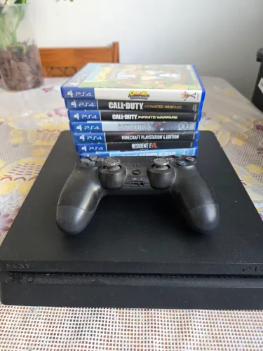 Ps4 Sony 500gb +7 jogos inclusos com controle