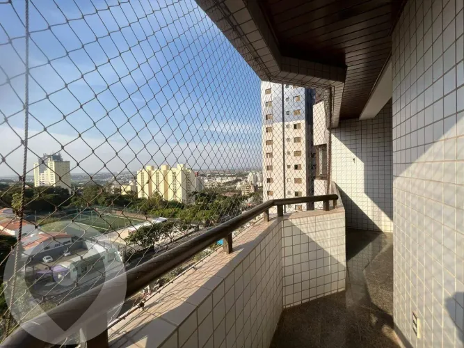 Apartamento à venda no bairro Mansões Santo Antônio