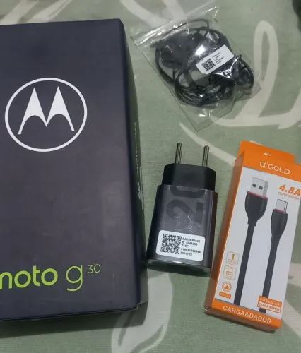 Celular Moto G30