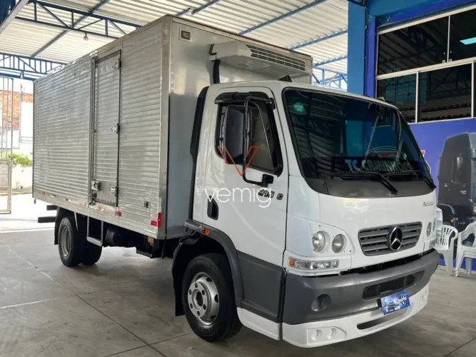 Caminhão 3/4 MB Accelo 915 Baú Refrigerado Ñ 816 815 8.150  1016  *