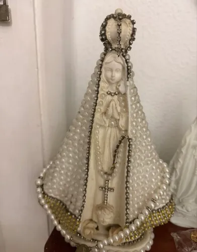 Nossa Senhora Aparecida com pérolas e strass
