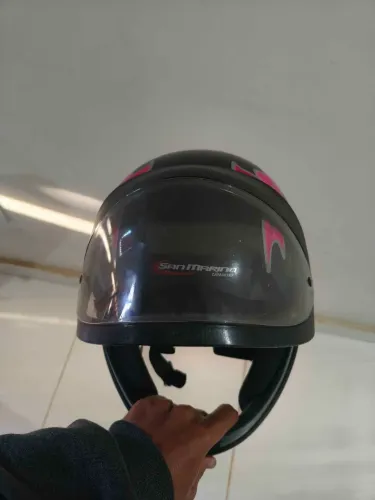 Capacete San Marino
