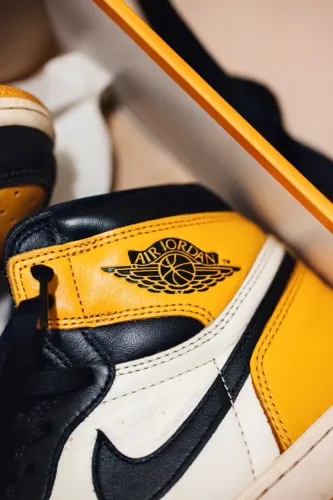 Nike Air Jordan 1 Taxi Og (Usado)