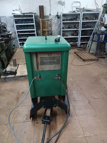 Máquina solda retificadora trifásica 500 amperes