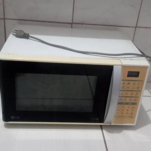 Vendo microondas do grande