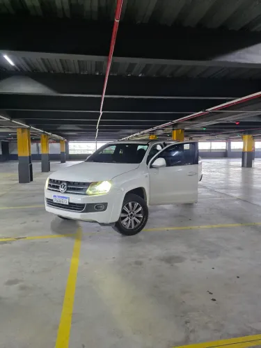 Volkswagen Amarok High.cd 2.0 16V TDI 4X4 Dies. AUT 2013
