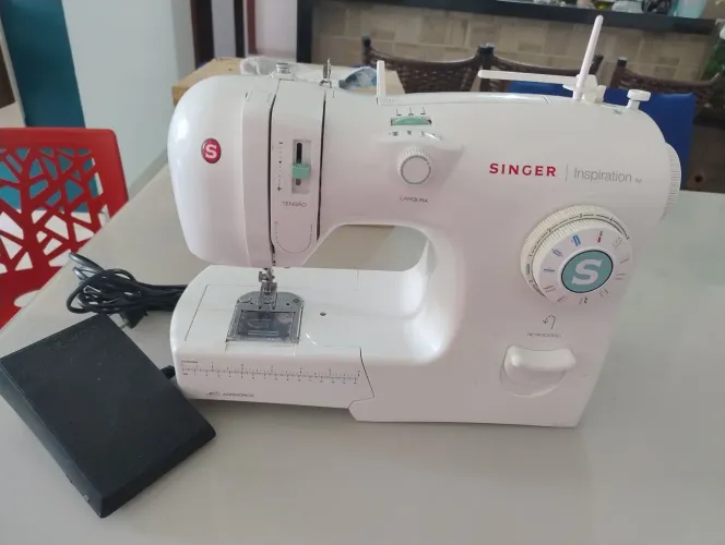 Máquina de costura Singer Inspiration TM
