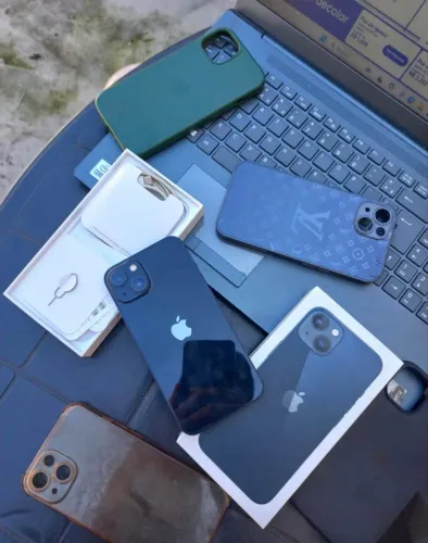 iPhone 13
