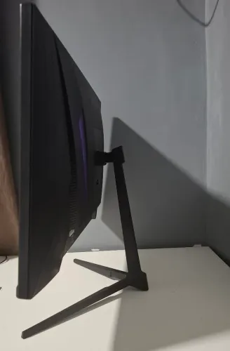 Monitor Mancer 25  240Hz - COM DEFEITO (LER DESCRIÇÃO)