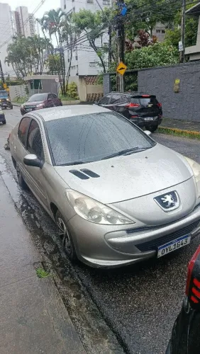 Peugeot 207 Active 1.4 Flex 8V 5P 2014