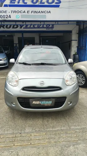 Nissan March SR 1.6 16V Flex Fuel 5P 2014