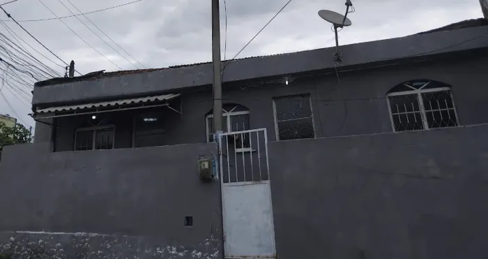 Casa pra alugar na trindade!!!