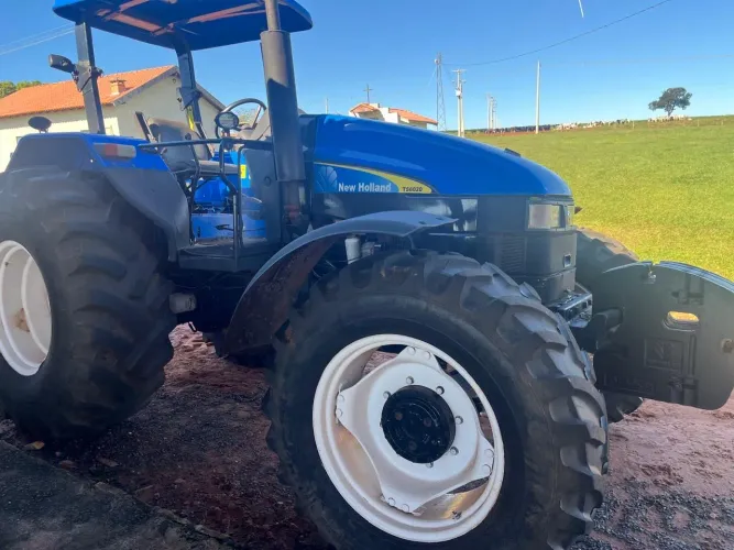 Trator New Holland TS6020