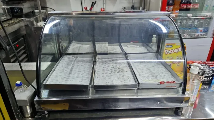 Estufa pequena 220v