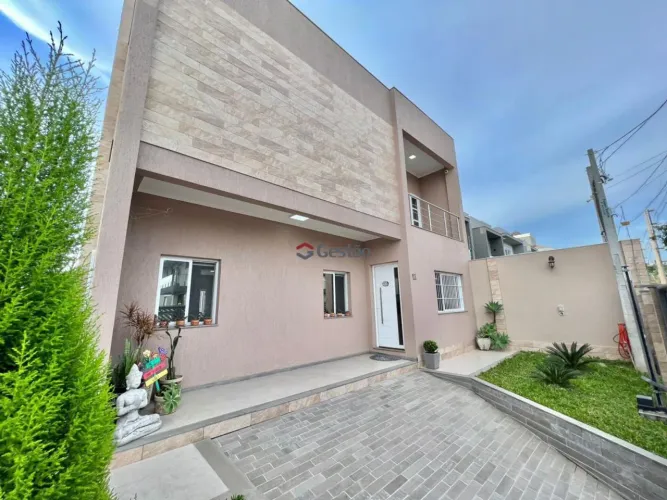 Aluguel de Sobrado com Piscina em Igara, Canoas - 257m² REF: C1840