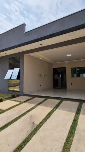 casa de 3 quartos com suite em condominio fechado