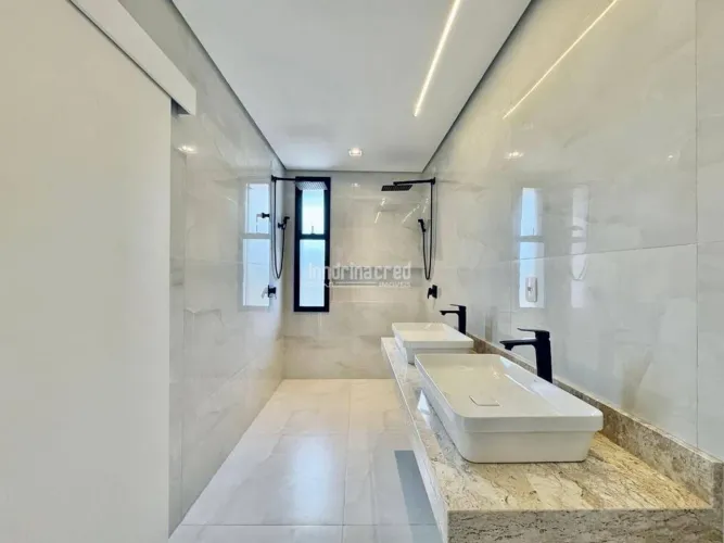 Casa em condomínio à Venda em Condomínio Araçari, Londrina - PR