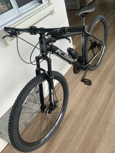 Bike aro 29 com marcha