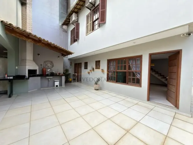 1372 - Casa à Venda | Imbetiba em Macaé/RJ