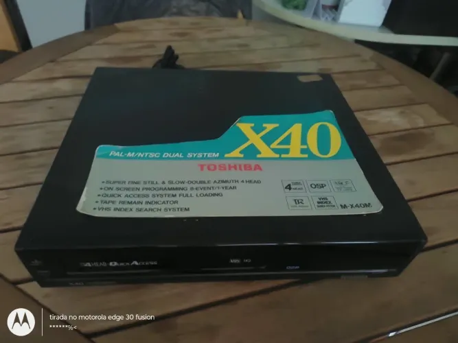 Vídeo cassete Toshiba 4 cabeças