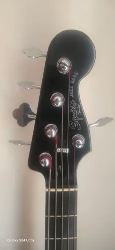Contra baixo Squier 5c deLuxe ativo