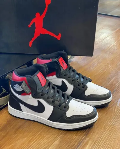 bota jordan primeira linha 