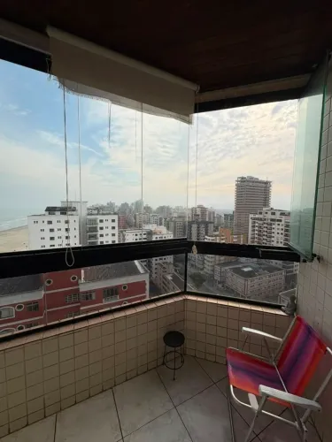 Apto em frente a praia último andar do prédio