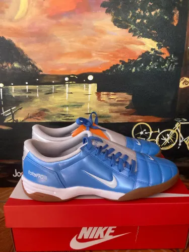 Nike total 90 Univesity Blue