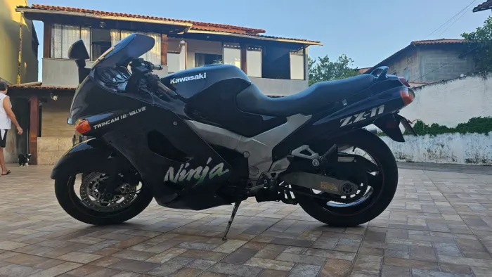 Motos Kawasaki Ninja Zx-11 1100cc no Brasil