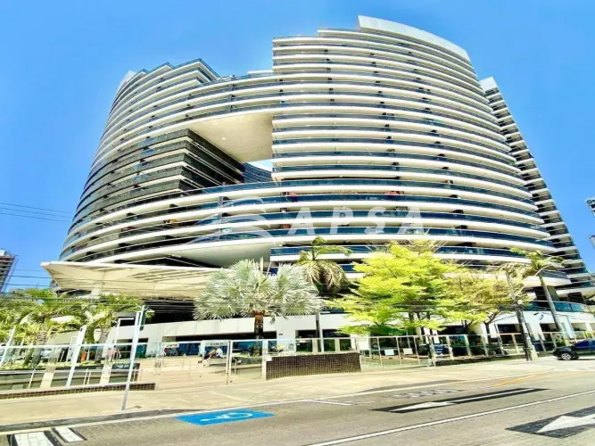 APARTAMENTO DE ALTO PADRÃO NO LANDSCAPE BEIRA-MAR, COM 210M² E VISTA PERMANENTE PARA O MAR