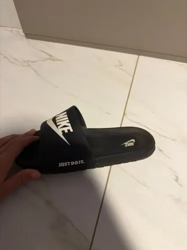 Chinelo Nike
