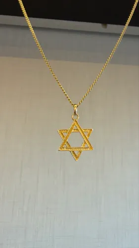 Pingente Estrela de Davi Ouro 18k Maciço - 1,6g / 22mm