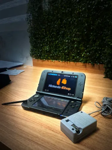 Nintendo NEW 3DS XL