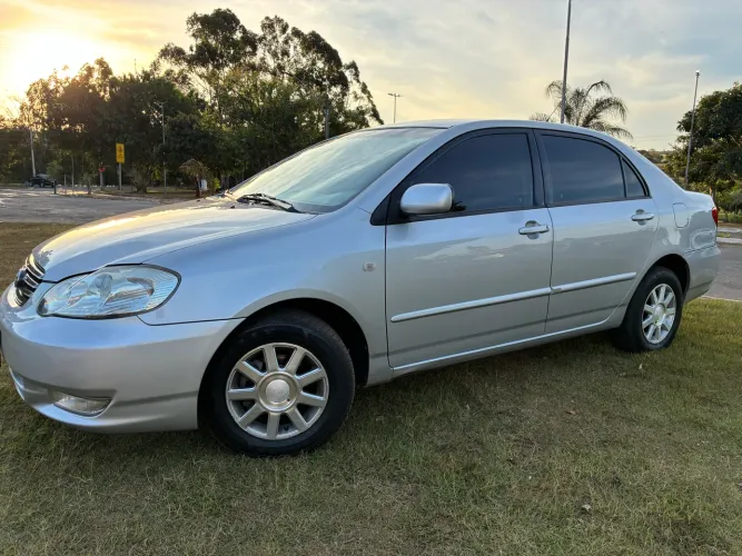 Toyota Corolla XLI 1.6 16V 110cv Aut. 2003