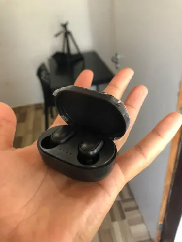 Fone de ouvido Bluetooth Preto