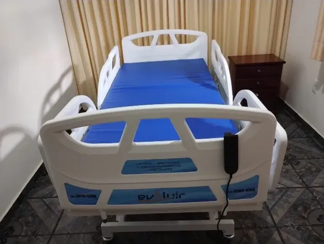 Cama Hospitalar em excelente estado