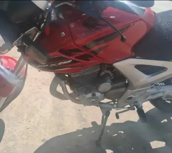 <br><br>Motor pneus ok ?<br>Documentação em dias ?<br>Somente venda <br>Dispenso curiosos