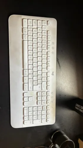 Teclado Logitech Signature K650 - Funcionando via Bluetooth