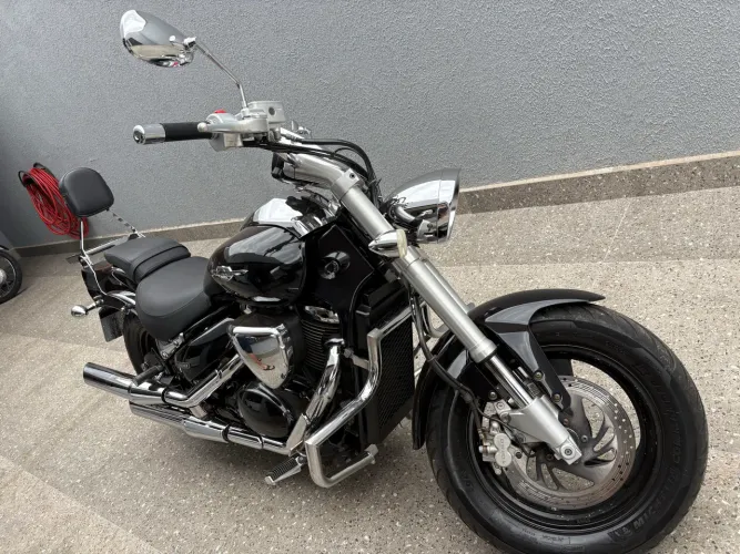 Boulevard M800