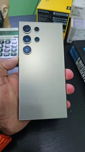 Galaxy S24 ultra 256 gigas novíssimo! Aceito cartão com acréscimo. 