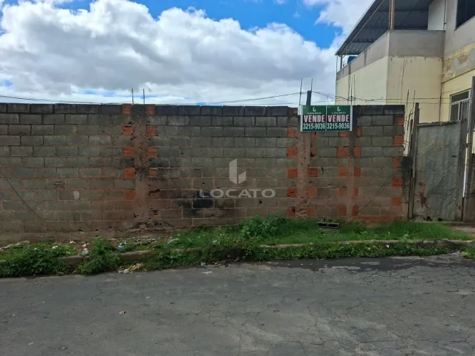 Terreno em Santa Luzia